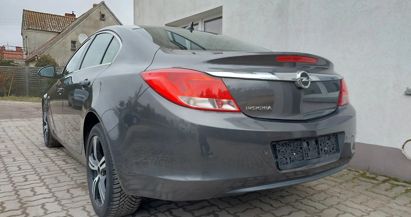 Opel Insignia cena 24900 przebieg: 157000, rok produkcji 2010 z Tuchola małe 301